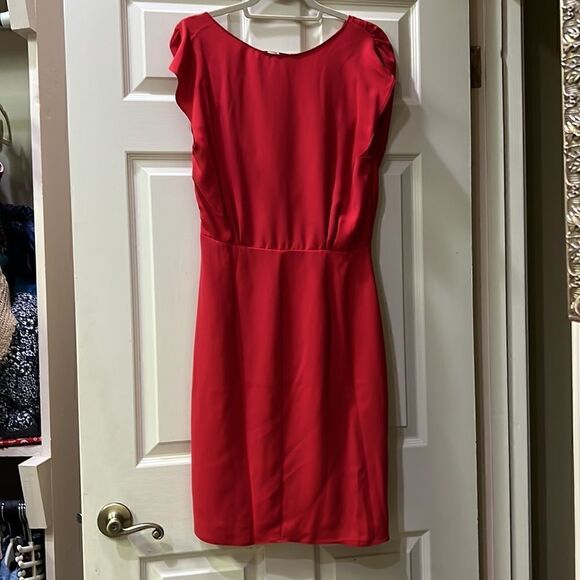 NWT Trina Turk Women’s 8 Red Midi Bijou Dress with Gathered Cap Sleeves & Front - Picture 10 of 16